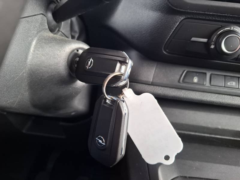 Opel Vivaro - Photo 34