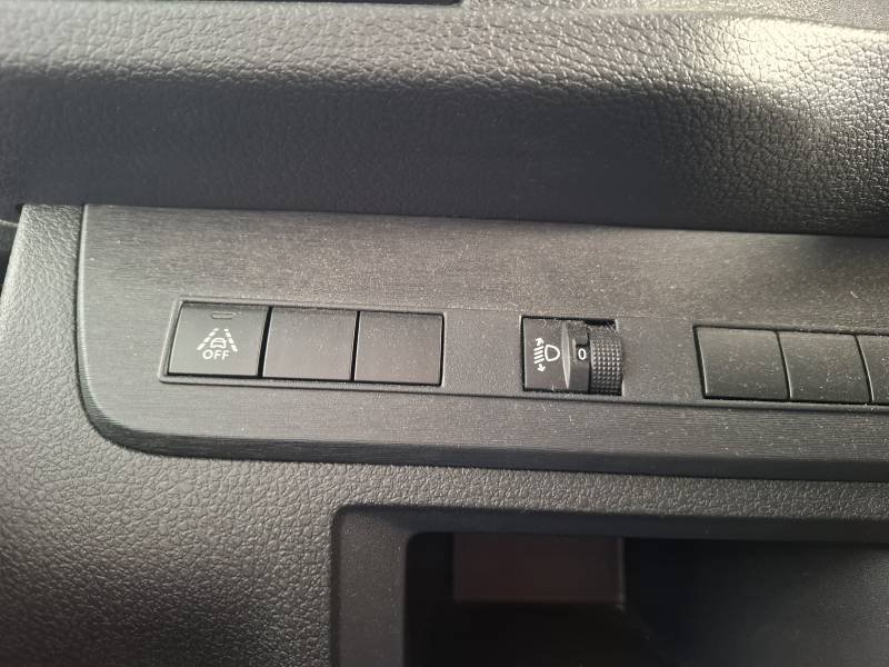 Opel Vivaro - Photo 36