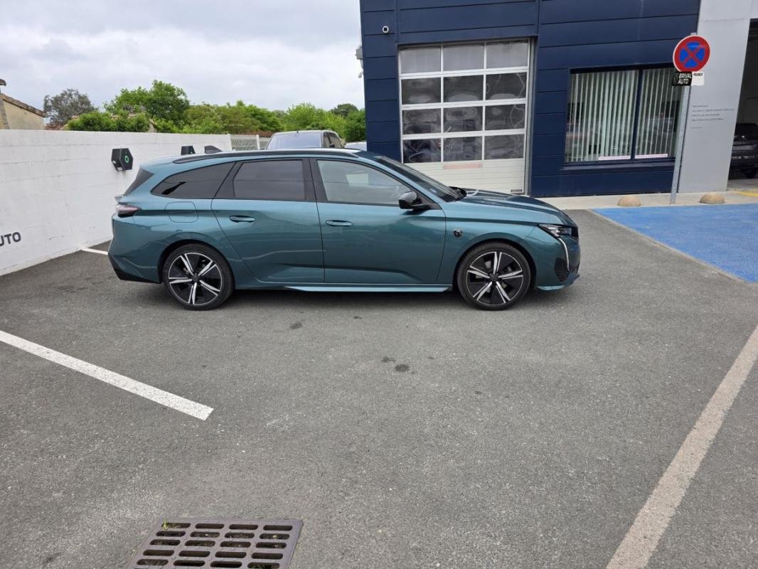Peugeot 308 SW - Photo 3