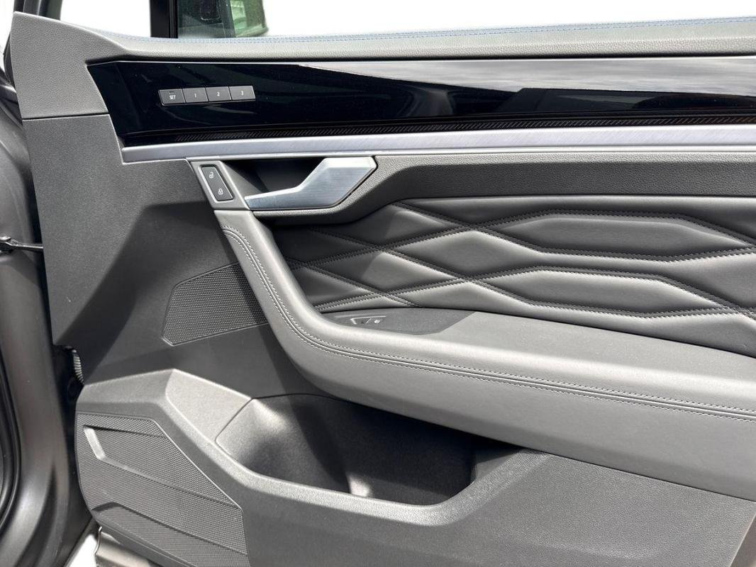 Volkswagen Touareg - Photo 15
