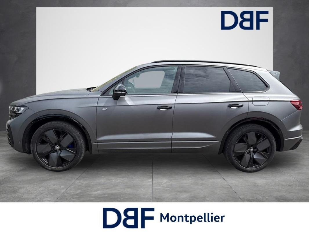 Volkswagen Touareg - Photo 2