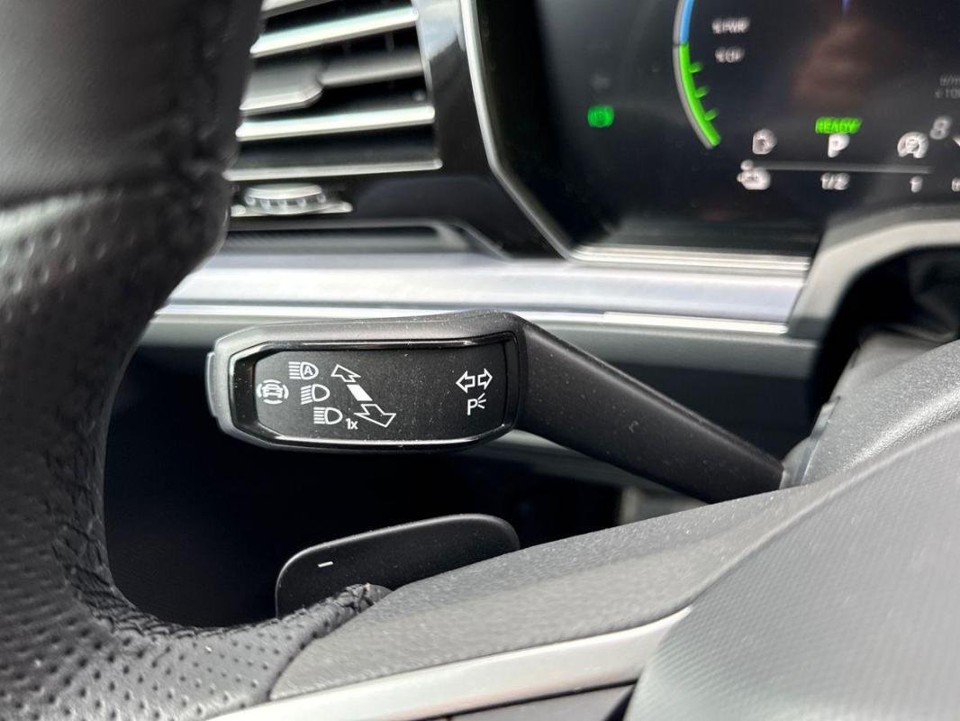 Volkswagen Touareg - Photo 21