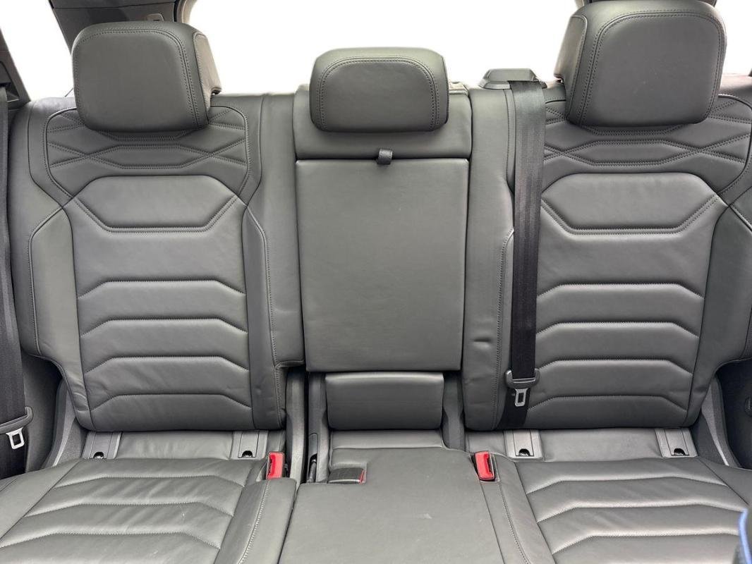 Volkswagen Touareg - Photo 22