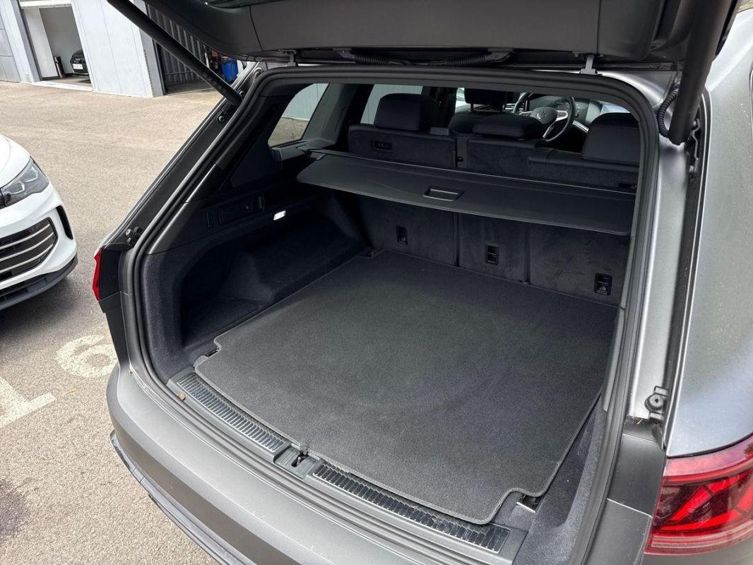 Volkswagen Touareg - Photo 32