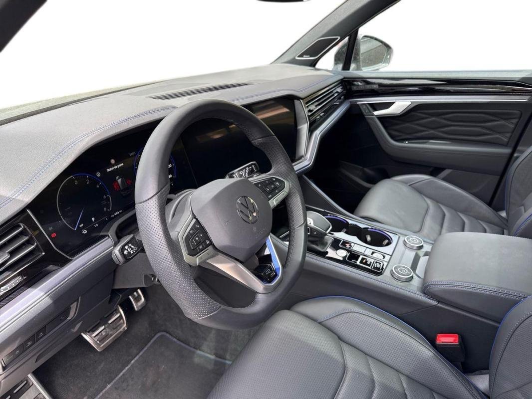 Volkswagen Touareg - Photo 9