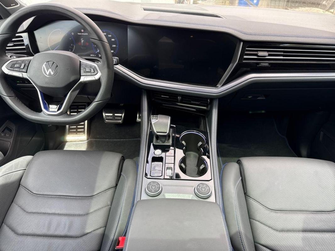 Volkswagen Touareg - Photo 10