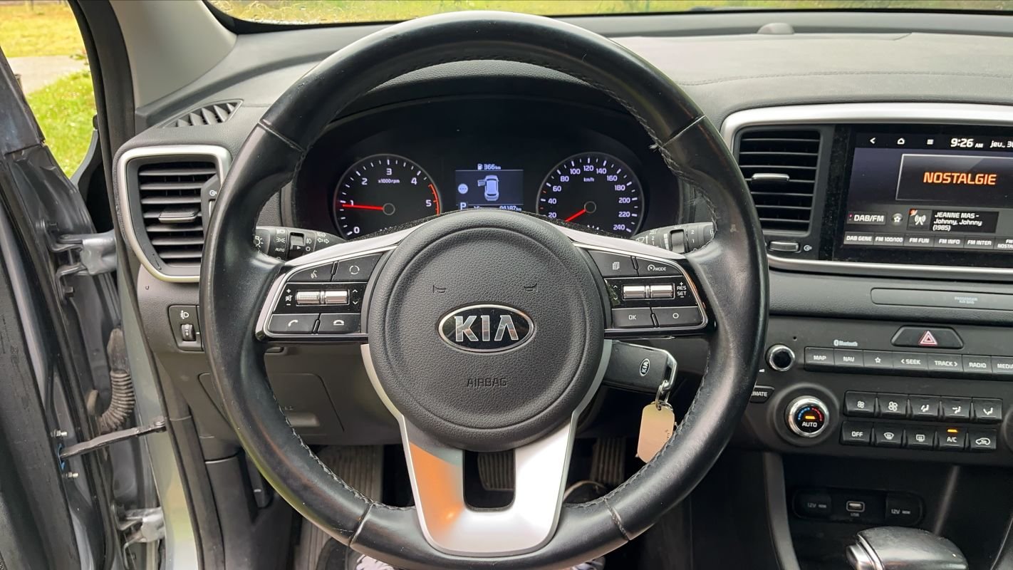 Kia Sportage - Photo 22