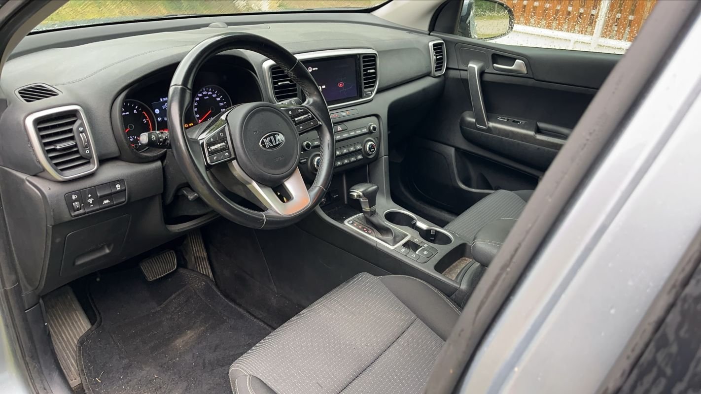 Kia Sportage - Photo 8