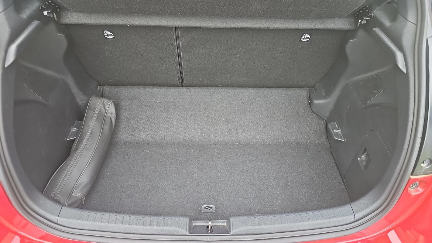 Toyota Yaris - Photo 14