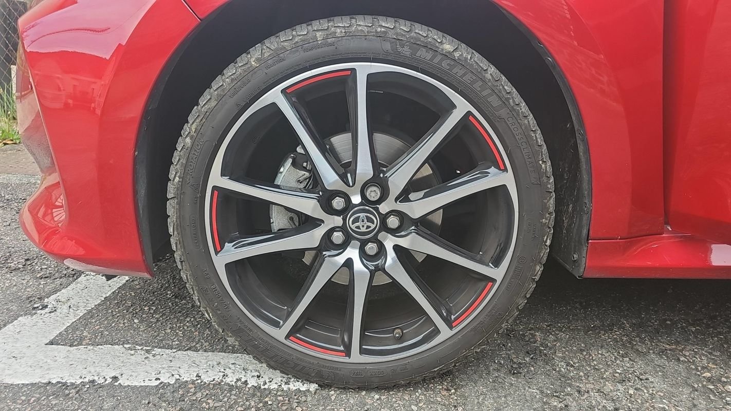 Toyota Yaris - Photo 18