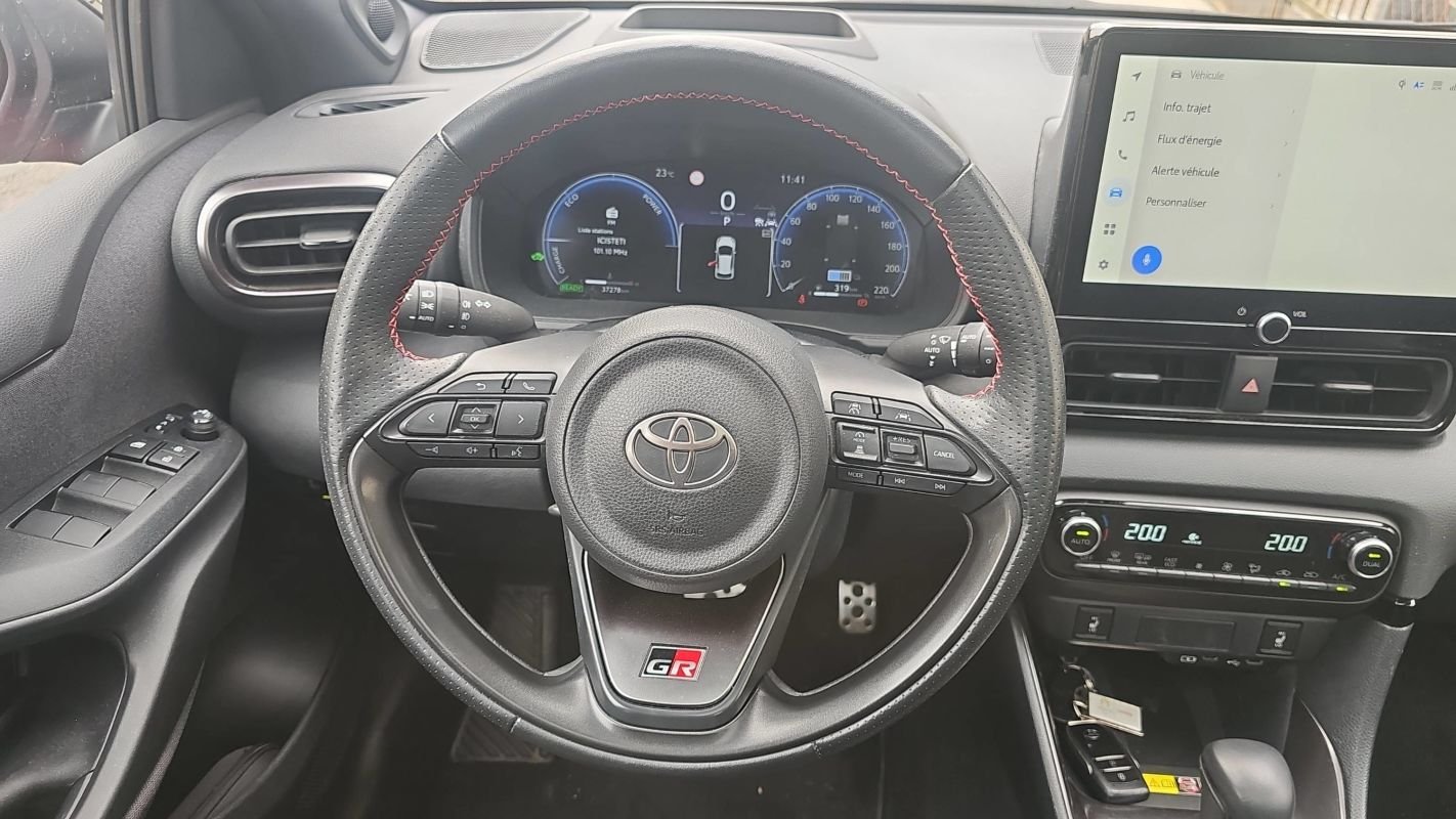 Toyota Yaris - Photo 22