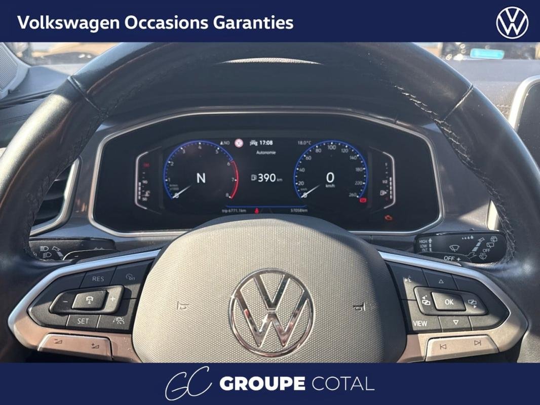 Volkswagen T-Roc - Photo 21