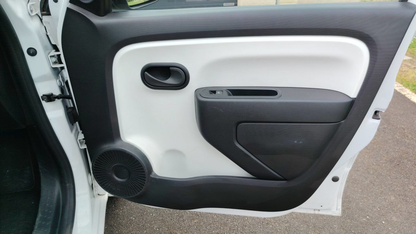 Renault Twingo - Photo 24