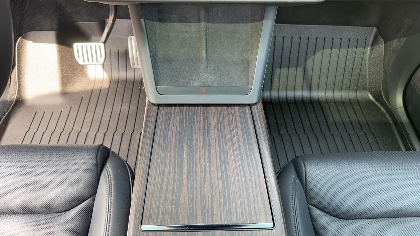 Tesla Model X - Photo 13
