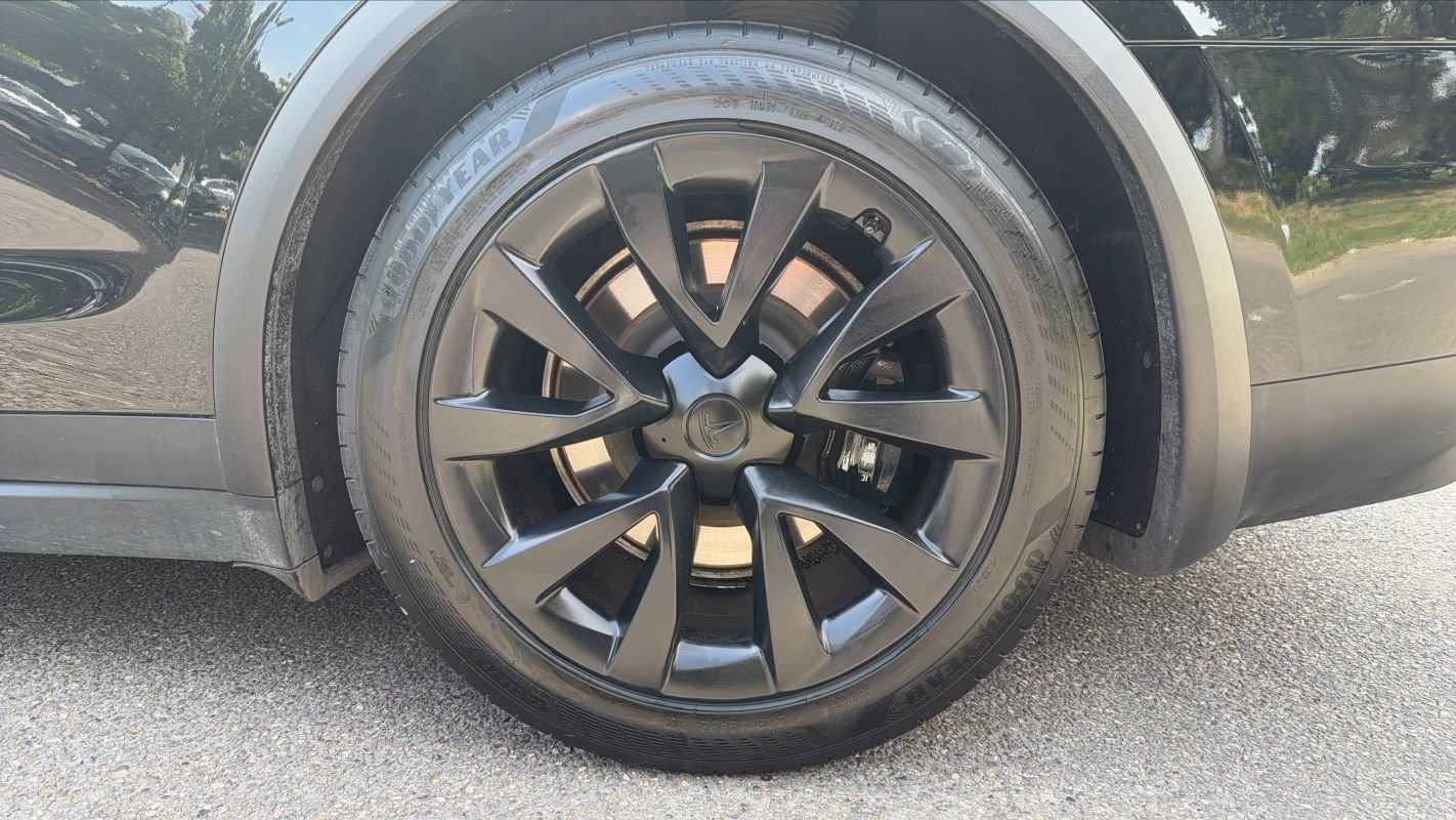 Tesla Model X - Photo 19