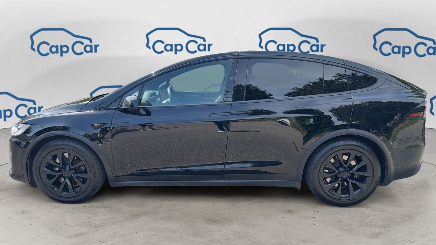 Tesla Model X - Photo 2