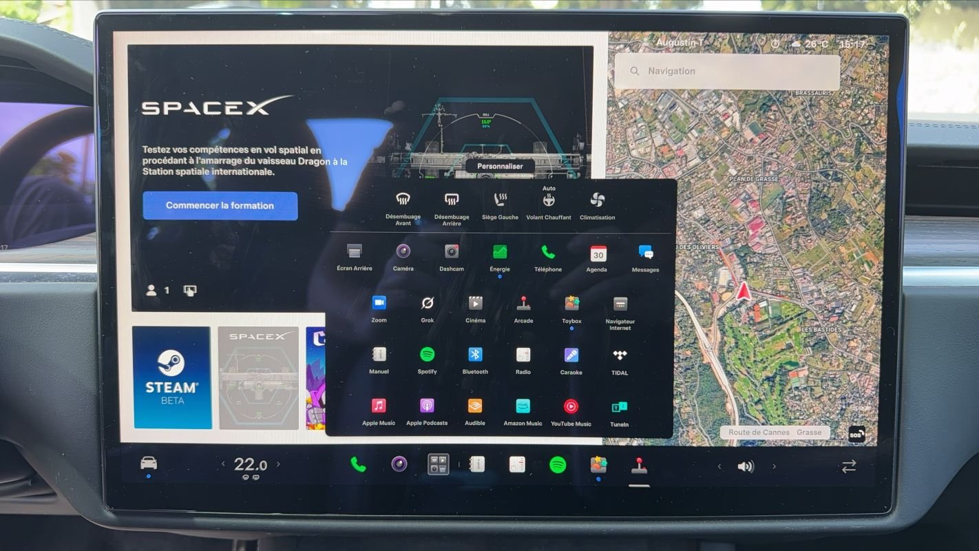 Tesla Model X - Photo 22