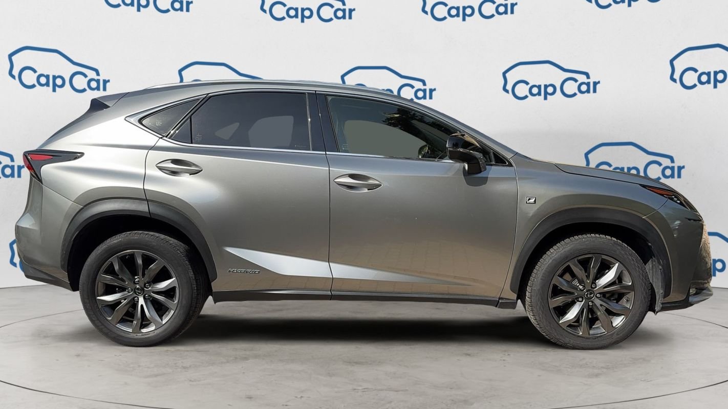 Lexus NX 300h - Photo 4