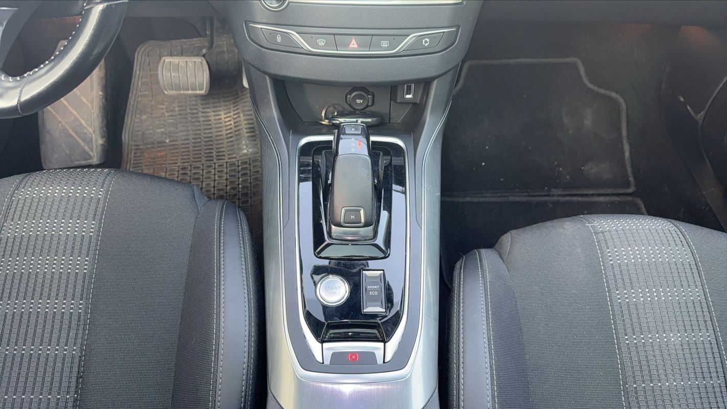 Peugeot 308 - Photo 13