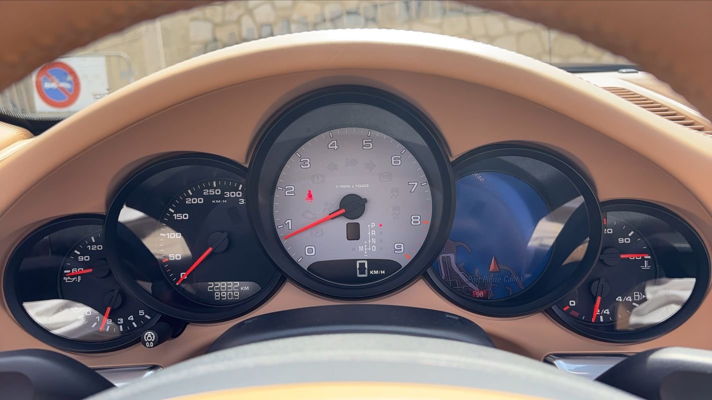 Porsche 911 - Photo 12