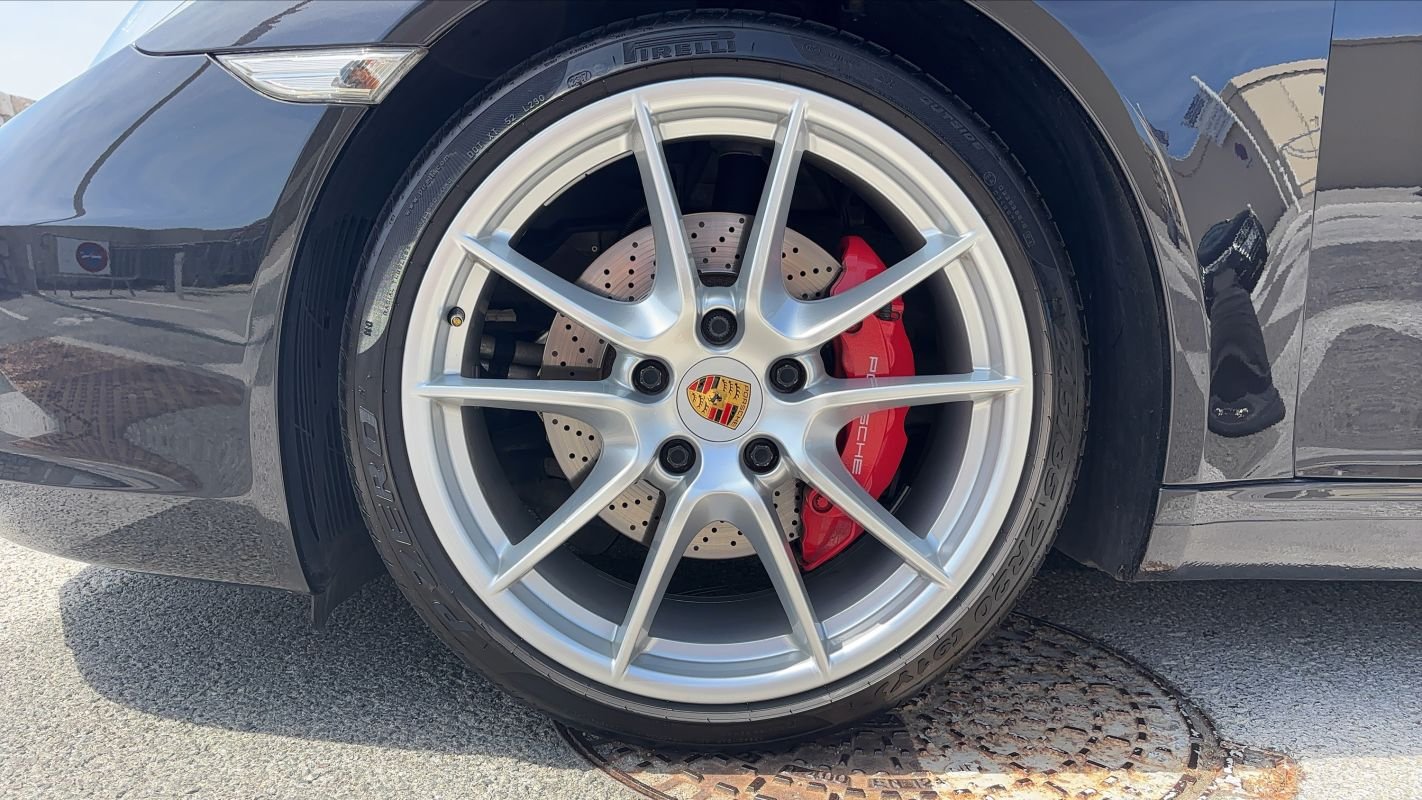 Porsche 911 - Photo 18