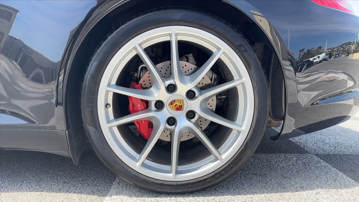 Porsche 911 - Photo 19