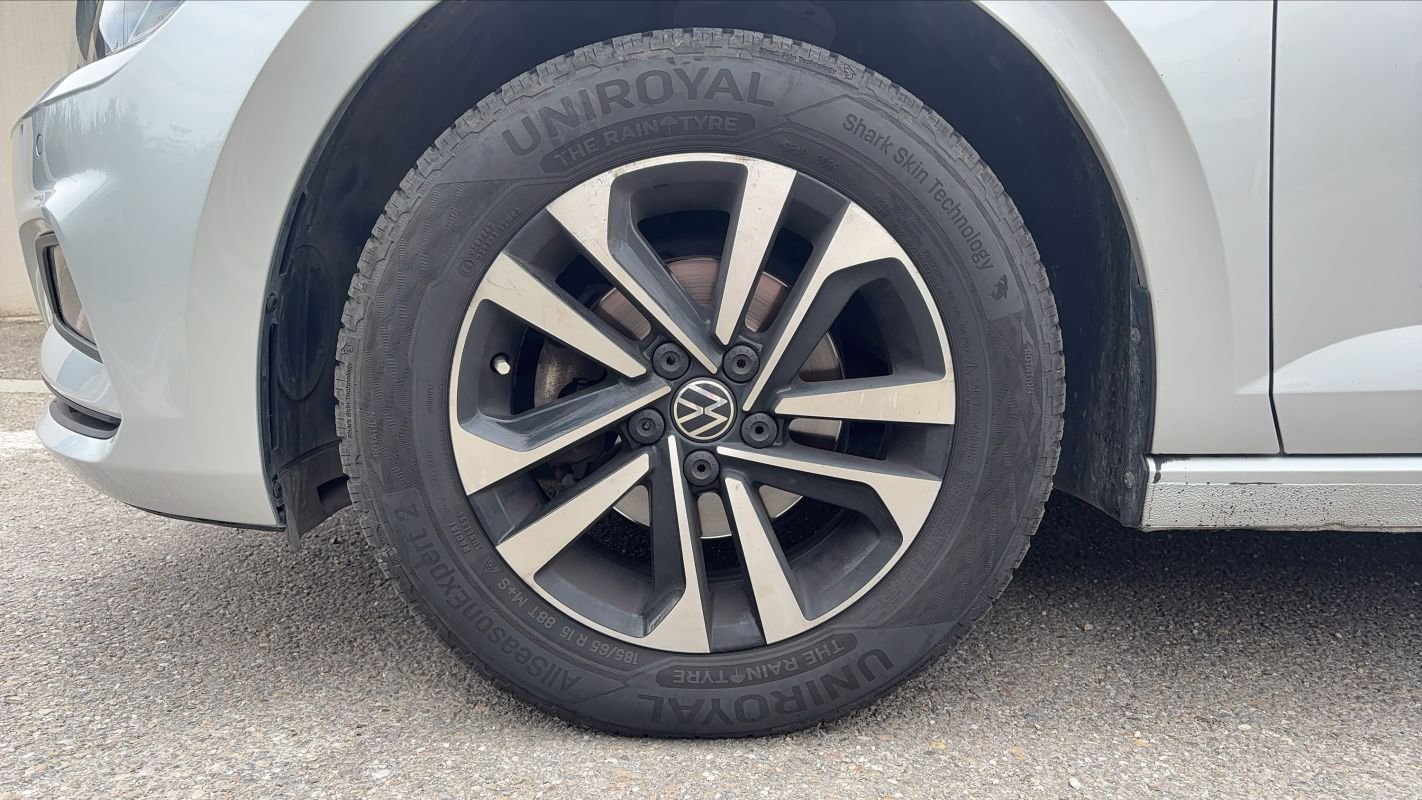Volkswagen Polo - Photo 18