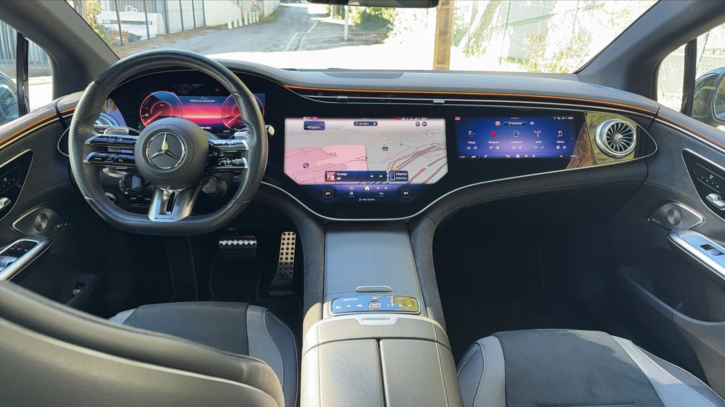 Mercedes EQE - Photo 11