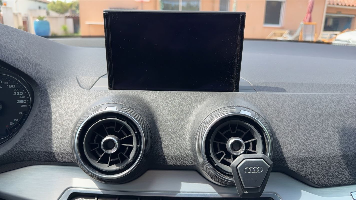 Audi Q2 - Photo 22