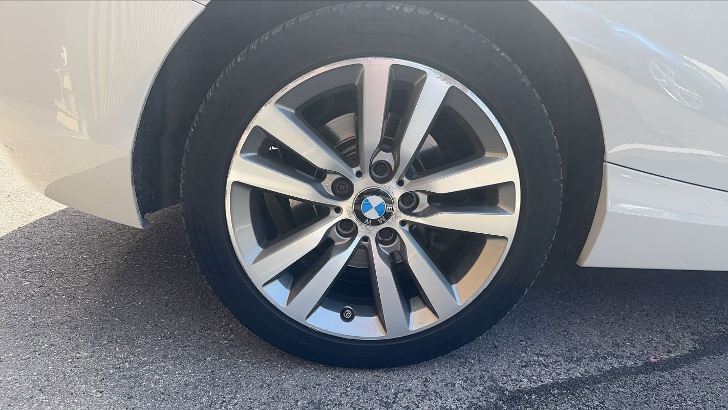 BMW Série 1 - Photo 16