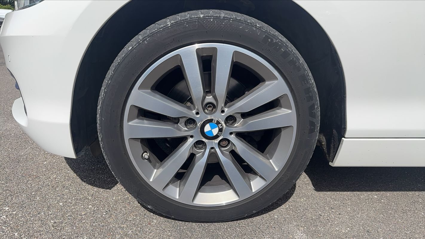 BMW Série 1 - Photo 18