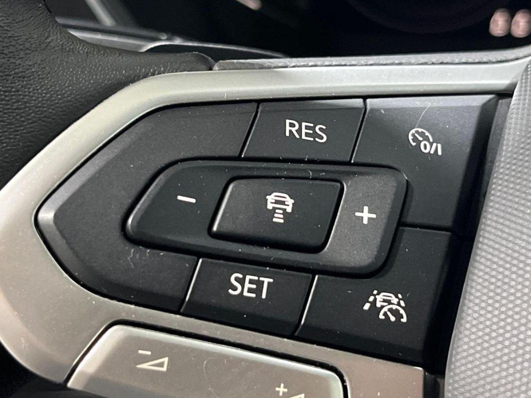 Volkswagen Tiguan - Photo 21