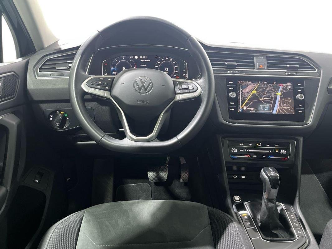 Volkswagen Tiguan - Photo 24