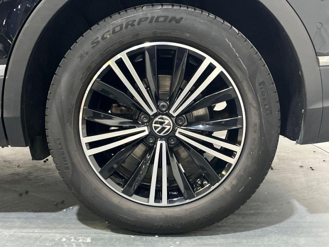 Volkswagen Tiguan - Photo 28