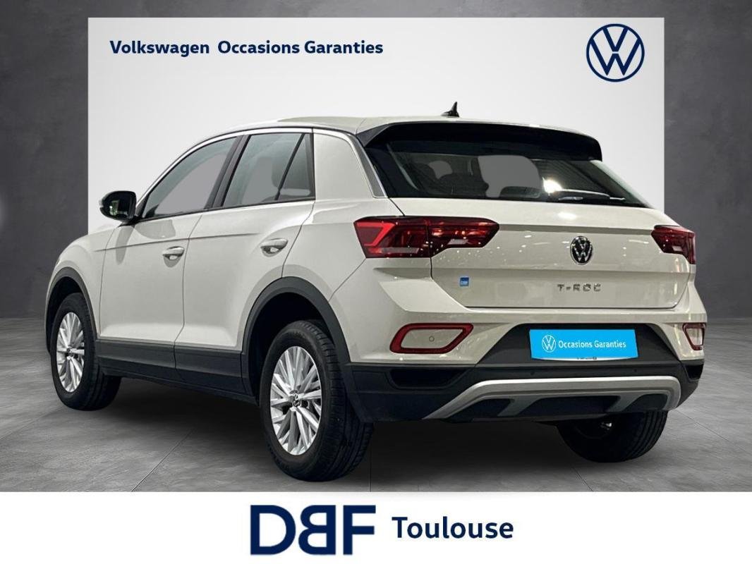 Volkswagen T-Roc - Photo 3