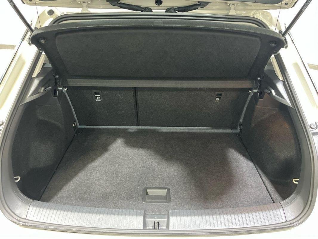 Volkswagen T-Roc - Photo 31