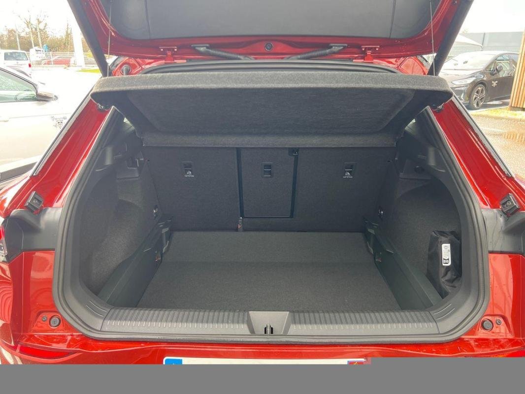 Volkswagen T-Roc - Photo 15