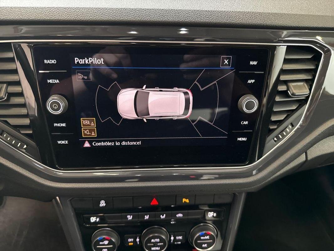 Volkswagen T-Roc - Photo 18