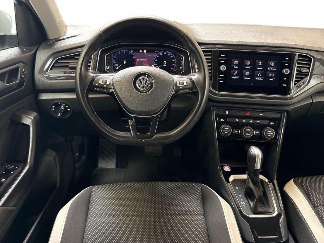 Volkswagen T-Roc - Photo 24