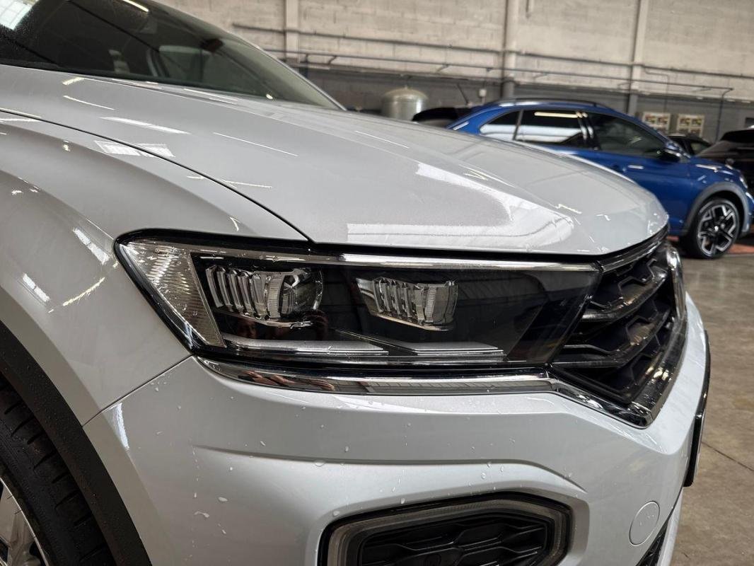 Volkswagen T-Roc - Photo 25