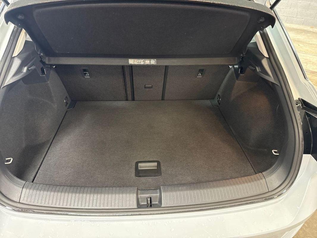 Volkswagen T-Roc - Photo 31