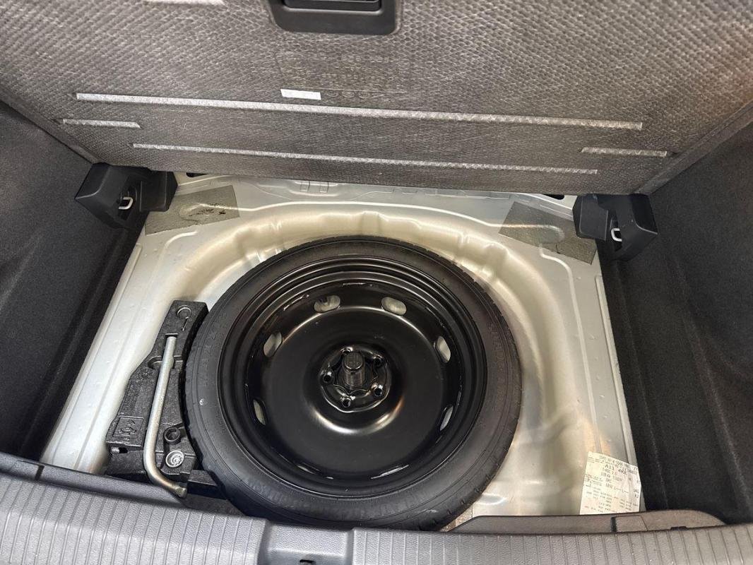 Volkswagen T-Roc - Photo 34
