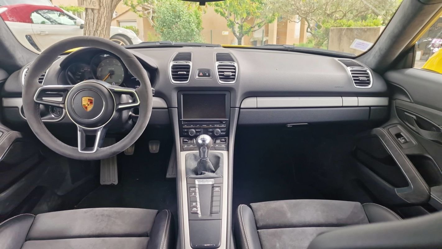 Porsche Cayman - Photo 11