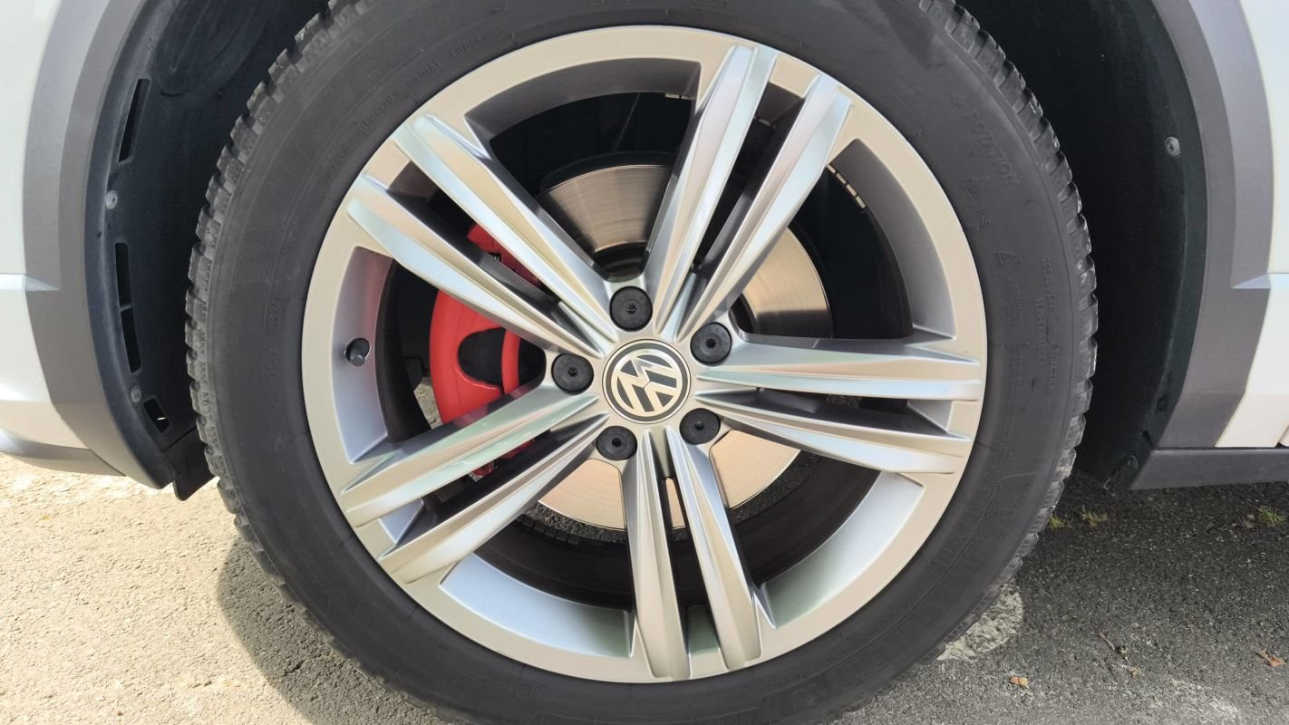 Volkswagen T-Roc - Photo 18