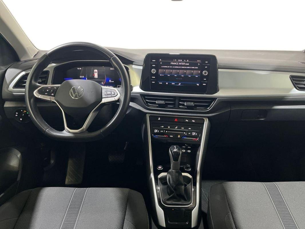 Volkswagen T-Roc - Photo 8