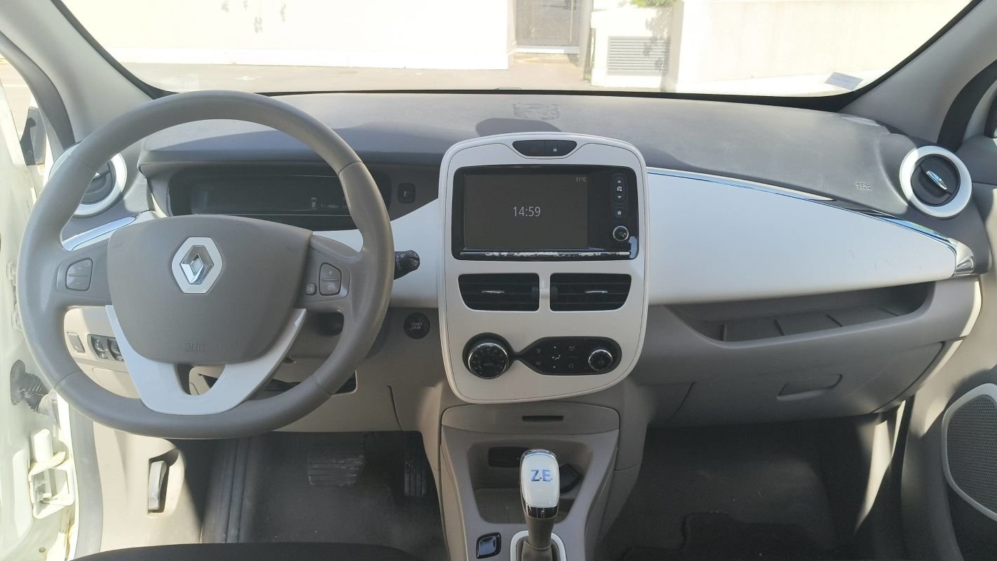 Renault Zoe - Photo 11