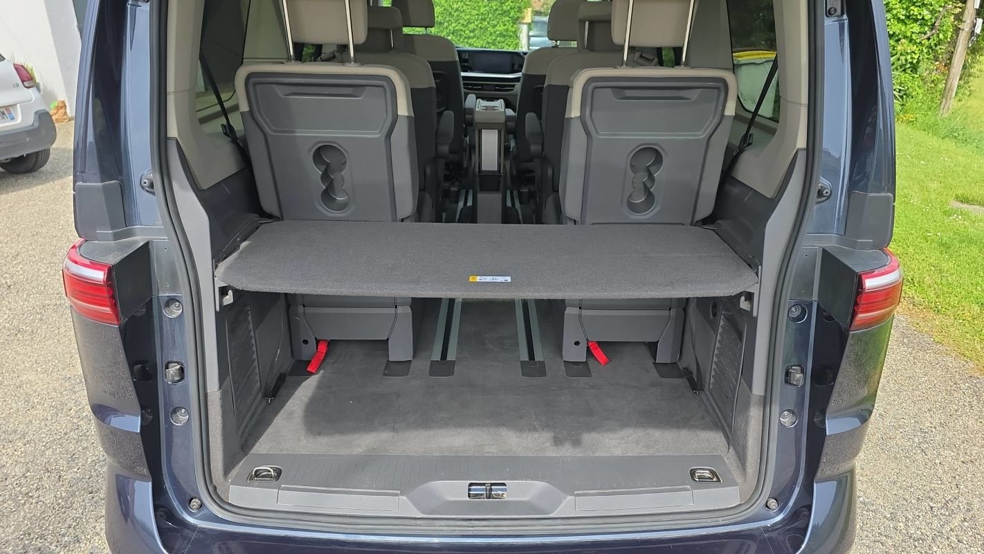 Volkswagen Multivan - Photo 14