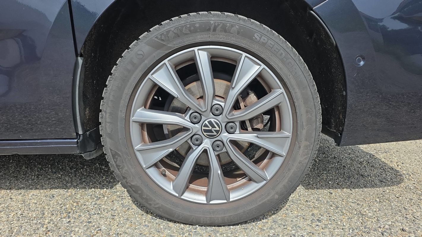 Volkswagen Multivan - Photo 19