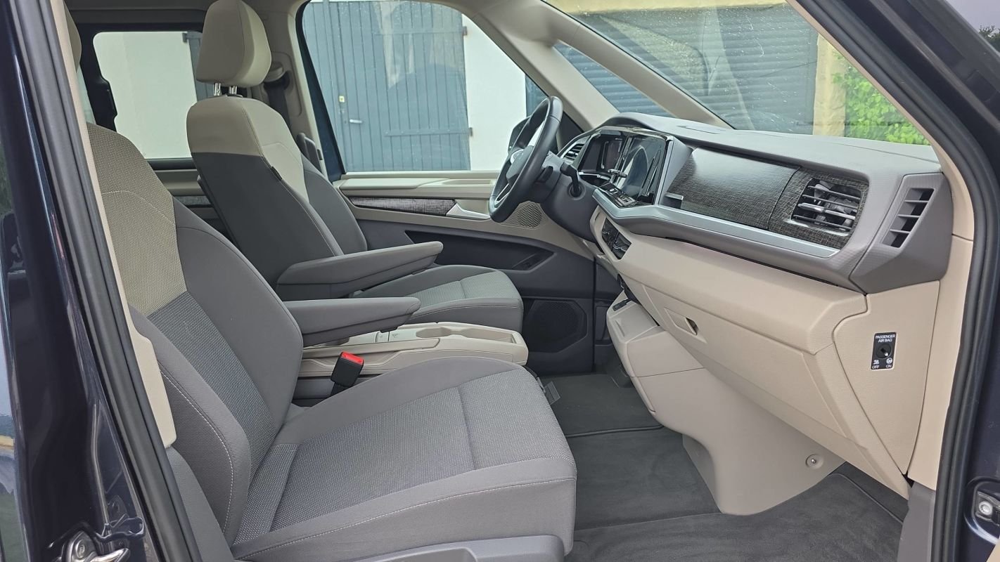 Volkswagen Multivan - Photo 27