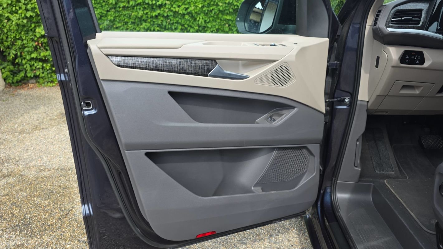 Volkswagen Multivan - Photo 7